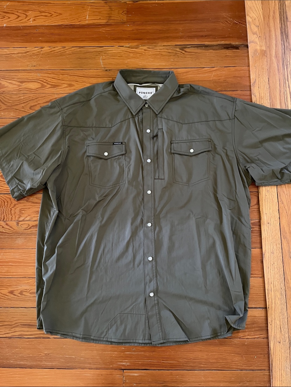 Poncho Regular Fit Olive Short-Sleeve Pearl Snap Utility Shirt
